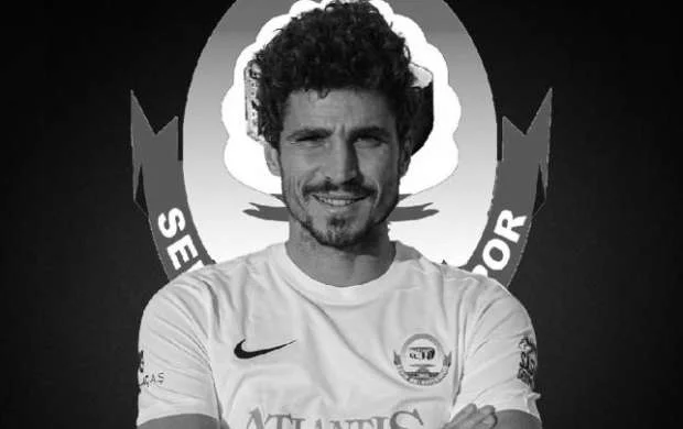 Türkiyəli futbolçu vəfat edib 