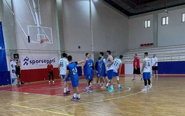 Millimizin Kosovo ilə oyununun başlama saatı dəyişdirildi 