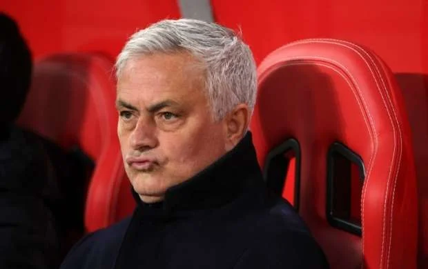 "Mourinyu ilə yolları ayırmaq qərarının doğru olduğu isbatlandı" - "Roma"nın futbolçusu 