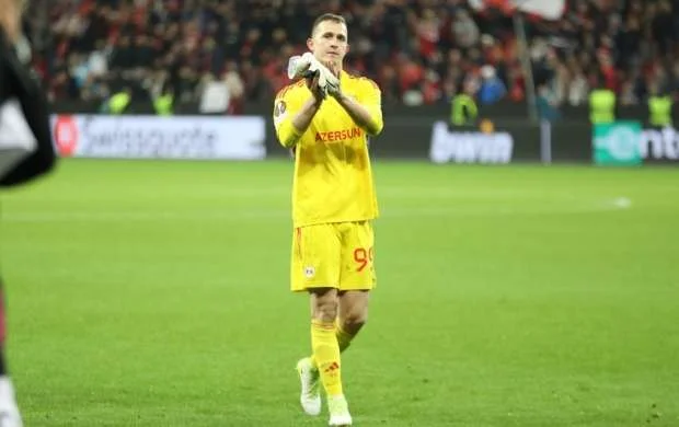 “Qarabağ” qapıçısına yeni müqavilə təklif edib 