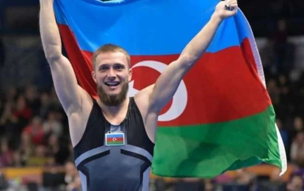 Azərbaycanın iki gimnastı Bakıdakı yarışda finala yüksəldi 