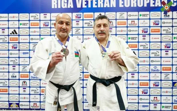 Azərbaycanın veteran cüdoçuları Avropa Kubokunda üçüncü yeri tutdular 