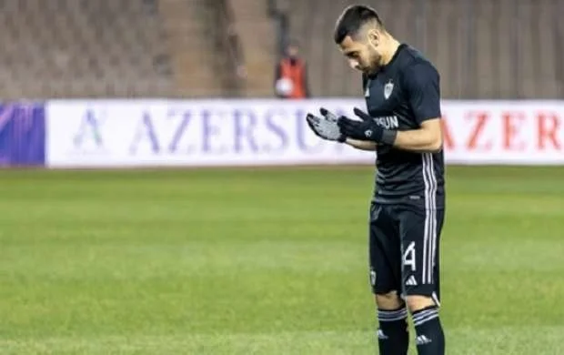 “Qarabağ”ın futbolçusundan yubiley 
