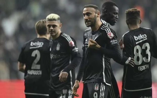 “Trabzonspor” və “Beşiktaş” yarımfinalda! 