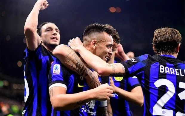 “Napoli” və “İnter”dən darmadağın 