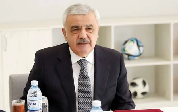 Rövnəq Abdullayevin AFFA prezidentliyi ilə bağlı qərarı açıqlandı - RƏSMİ 