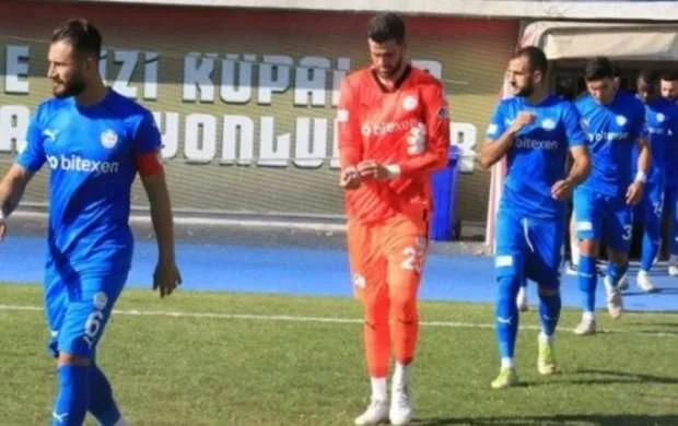 Komandası heç-heçə etdi, Həsənalızadə hanı? 