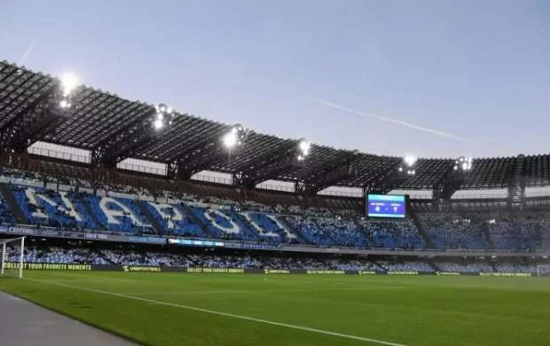 "Napoli" yeni stadiona köçəcək 