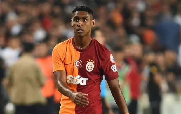 Tete "Qalatasaray"dan gedə bilər - Yeni ünvanı bilindi 