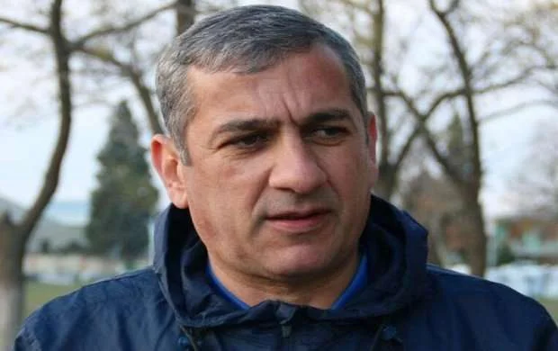 "Favorit "Bayer"dir, amma..." - Yunis Hüseynov 