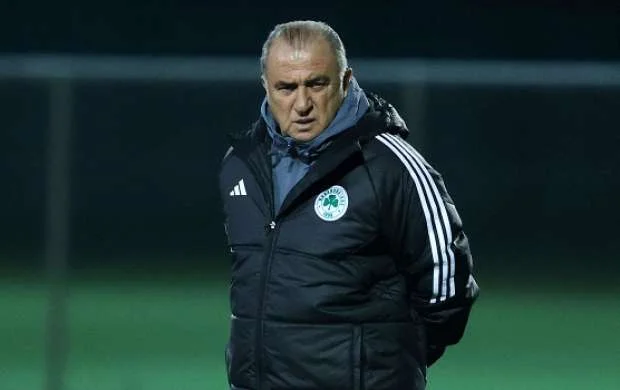 Terim "Fənərbağça"nın futbolçusunu Yunanıstana aparır 