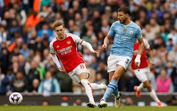 “Arsenal”la “Mançester Siti”dən heç-heçə, “Liverpul”dan qələbə 