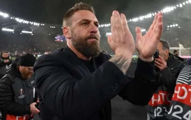 "Roma" "Real"ın sabiq baş məşqçisi ilə danışıqlara başladı 