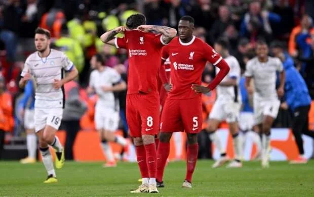 "Liverpul"un 14 aylıq seriyası qırıldı 