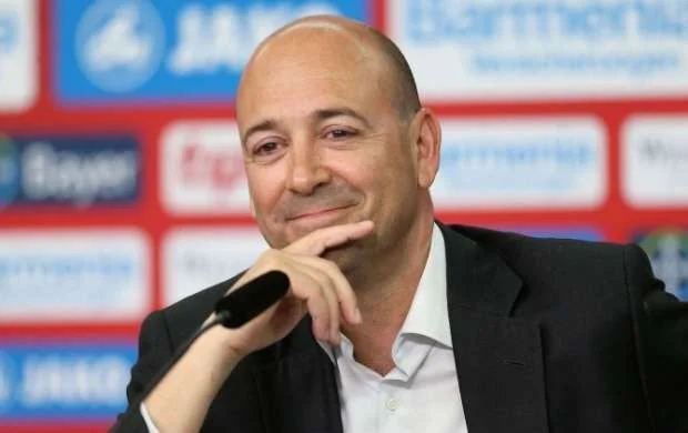 "Bayer" ulduz futbolçusu ilə yollarını ayıracaq - Klub funksioneri açıqladı 