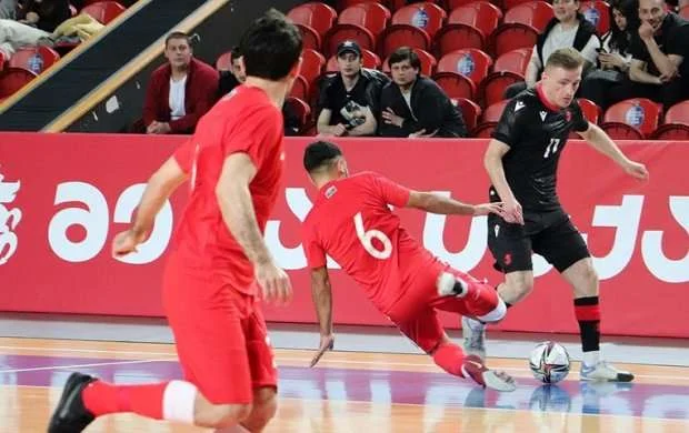 Millimiz gürcülərlə yenə bacarmadı 