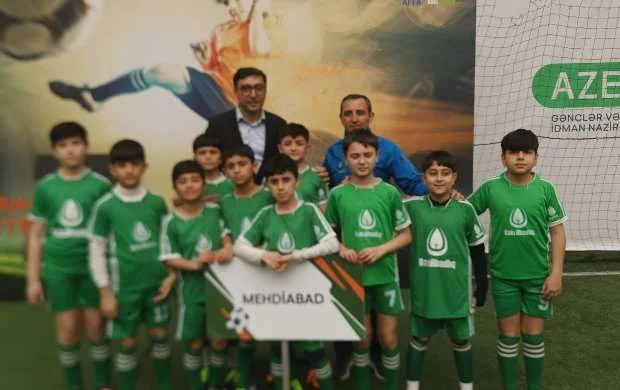 "Mehdiabad" 1/8 finala yüksəldi 