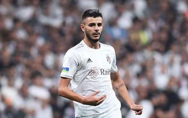 "Beşiktaş" Azərbaycan millisinin sabiq üzvü ilə yolları ayırdı 