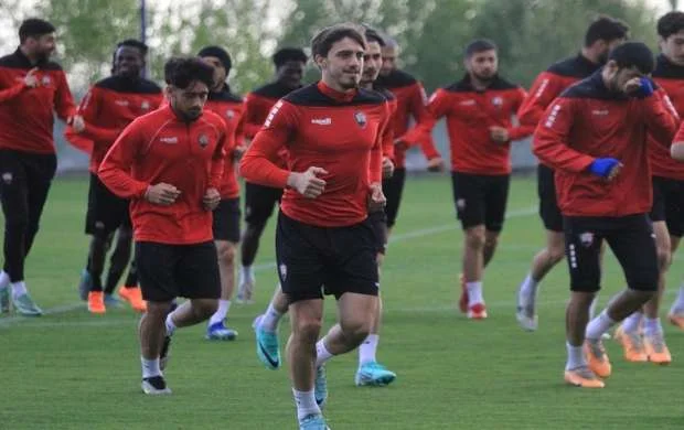 Feras cəzalı getdi, "Qəbələ"nin daha 2 itkisi var - Adlar 