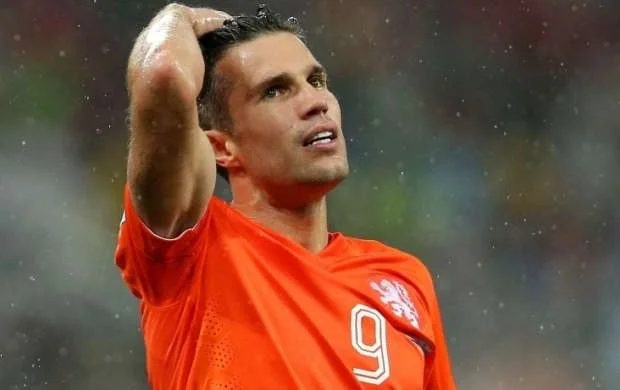 Van Persi "Feyenoord"un təklifini geri çevirdi - Bu klubu çalışdıracaq 