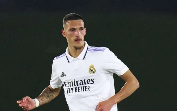 "Real"ın müdafiəçisi Almaniya klubuna keçməyə yaxındır 