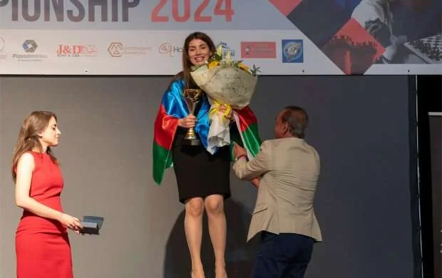 Qızıl medal qazanan Azərbaycan şahmatçısı mükafatlandırıldı 