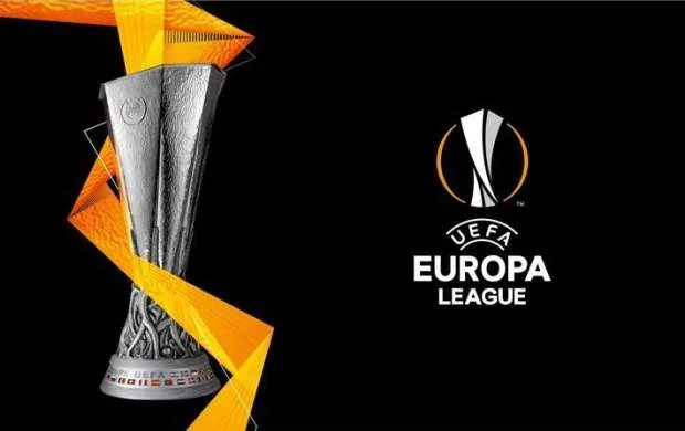 AL: "Bayer" Romada inamlı qələbə qazandı 