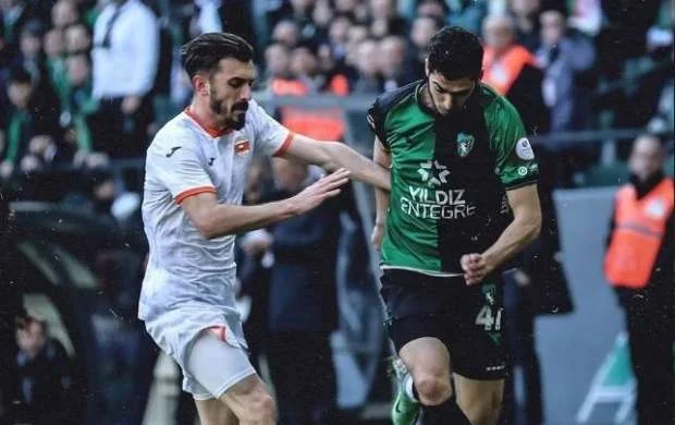 Azərbaycanlı futbolçuların heç biri 90 dəqiqə oynamadı 