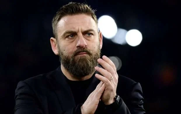 "Heç-heçələr bizi xoşbəxt edə bilməz, amma..." - Daniele De Rossi 