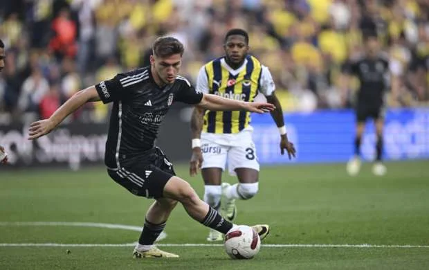 "Mançester Siti" ilə "Arsenal" türkiyəli ulduza görə yarışa girdilər - Qiyməti "əl yandırır"  