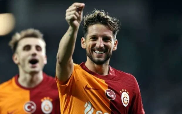 "Qalatasaray"ın ulduzu qərarını verdi - SON DURUM 