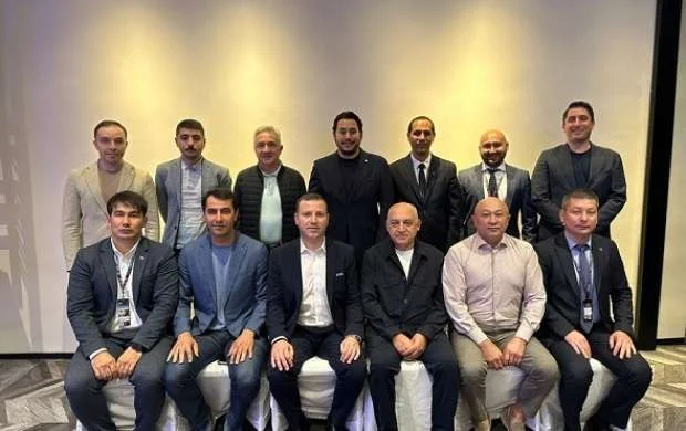 AFFA rəsmisi Elxan Məmmədovla eyni iclasda 
