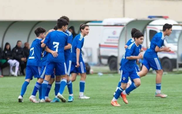 “Qarabağ” akademiyasının komandaları Qətərdə toplanış keçəcəklər 