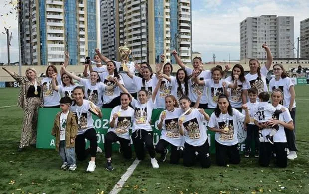 AFFA Yüksək Qızlar Liqasında 2023/2024 mövsümünə yekun vuruldu 