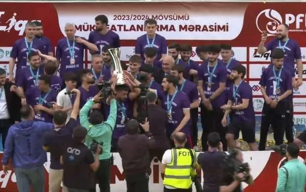 Birinci Liqanın qalibi mükafatlandırıldı 