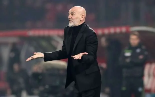 Stefano Pioli getdi - RƏSMİ 