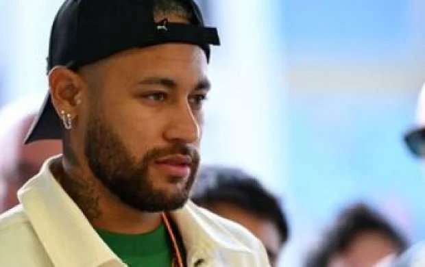 Neymar son nöqtəni qoydu - Gedir? 