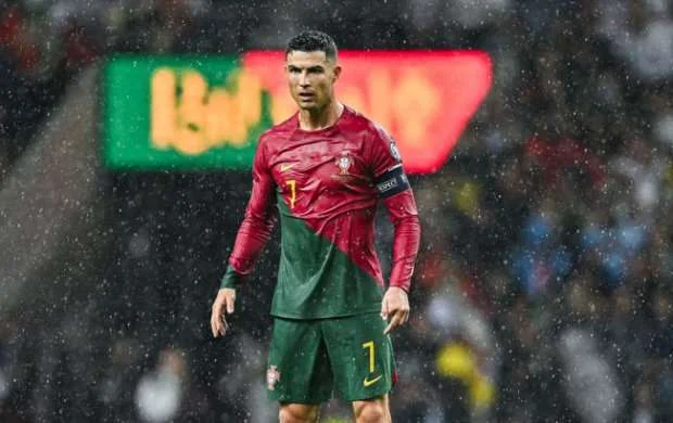 Ronaldu millidən kənarda qaldı 