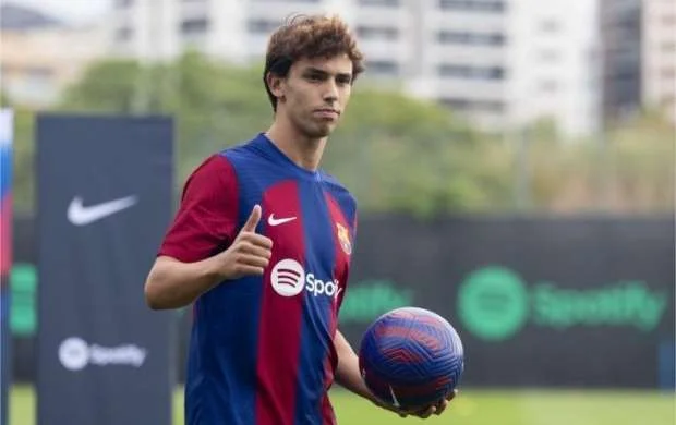 Feliks futbol tarixinin ən yaxşı oyunçusunun adını açıqladı - Bu nə Messidir, nə Ronaldu 