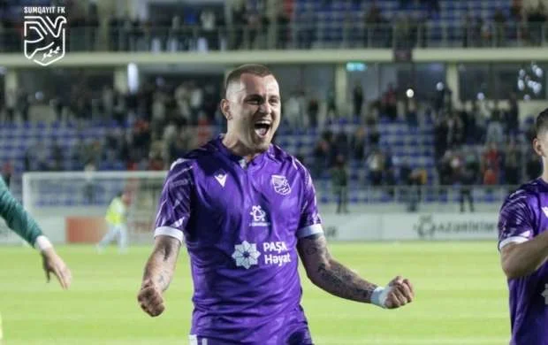"Sumqayıt"da növbəti ayrılıq 