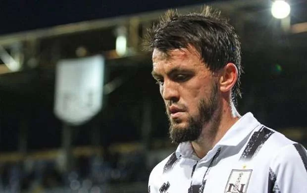 "Neftçi"dən ayrılan futbolçu Rusiya Premyer Liqasında  