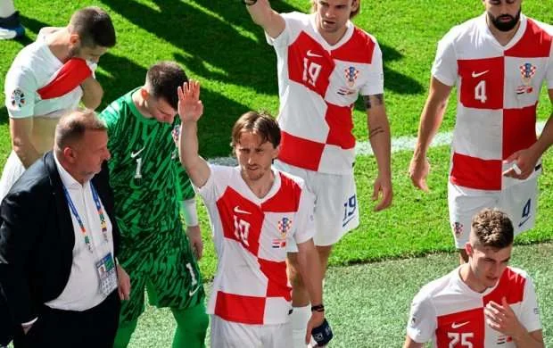 UEFA Xorvatiyanı belə cəzalandırdı 