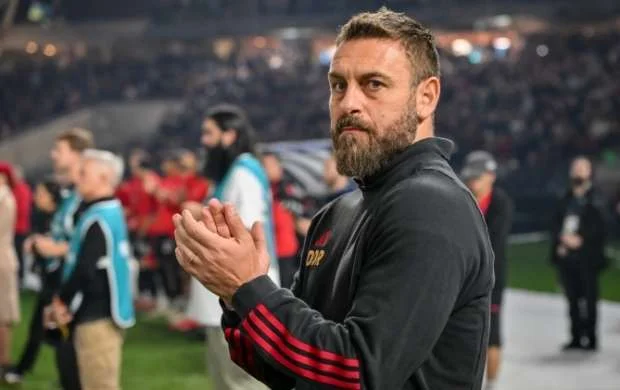 "Roma" De Rossi ilə bağlı qərarını verdi 