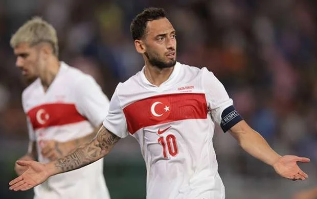 "Türkiyə millisinin 1/4 finala yüksəlmək şansı çox az görünür" 