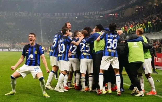 İtaliya nəhəngi 18 yaşlı futbolçu ilə razılaşdı 