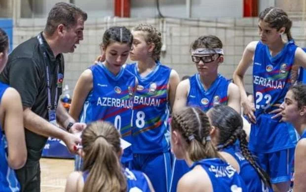 AÇ:Azərbaycan millisi final matçına çıxır 