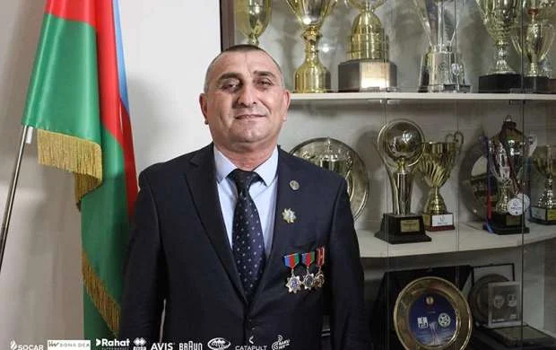 “Neftçi”nin məşqçisi “Böyük Zəfər” xatirə medalı ilə təltif olundu 