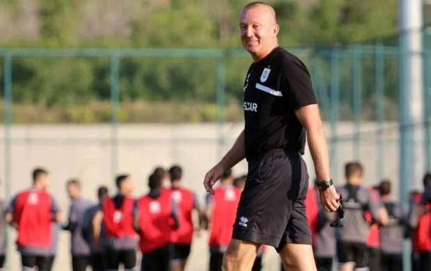 "Bauerin "Neftçi"yə çox köməyi dəyəcək" - Qriqorçuk 