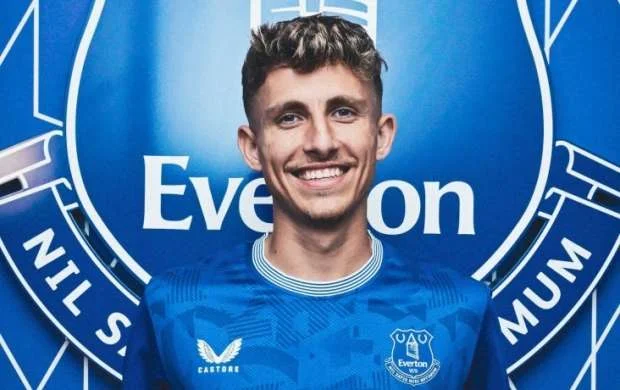 "Napoli"nin futbolçusu "Everton"da - RƏSMİ 