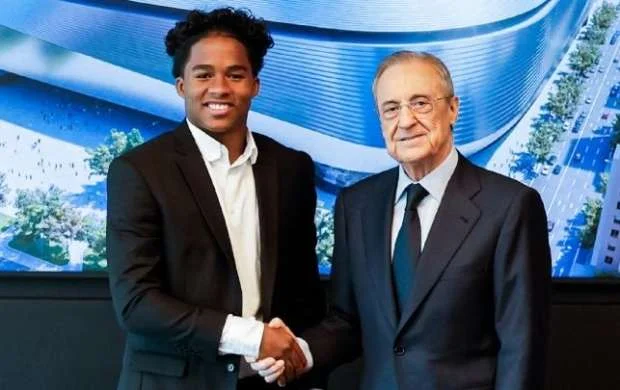 "Real Madrid" yeni hücumçusunu ictimaiyyətə təqdim etdi - RƏSMİ 